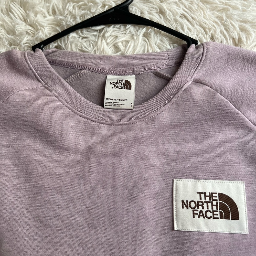 The North Face Womens Crewneck Sweatshirt